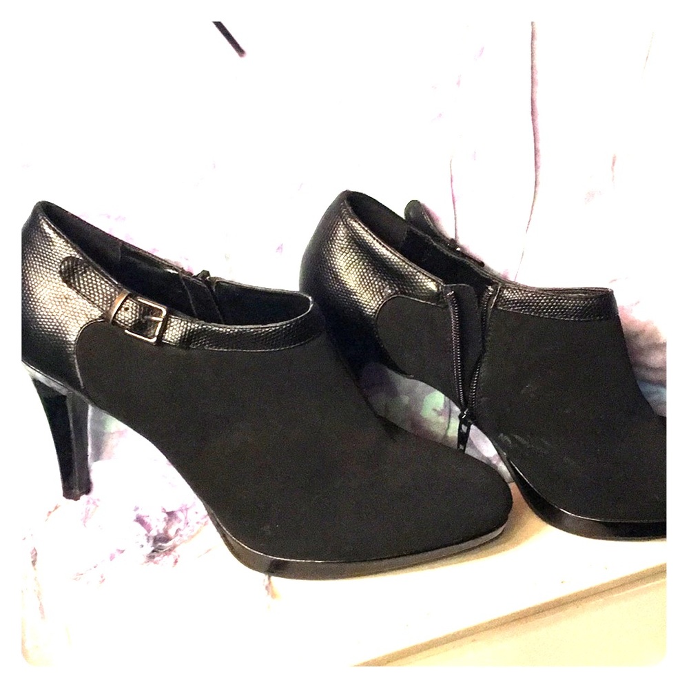 black heels